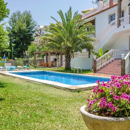 El Valle De Arantxa * Nerja